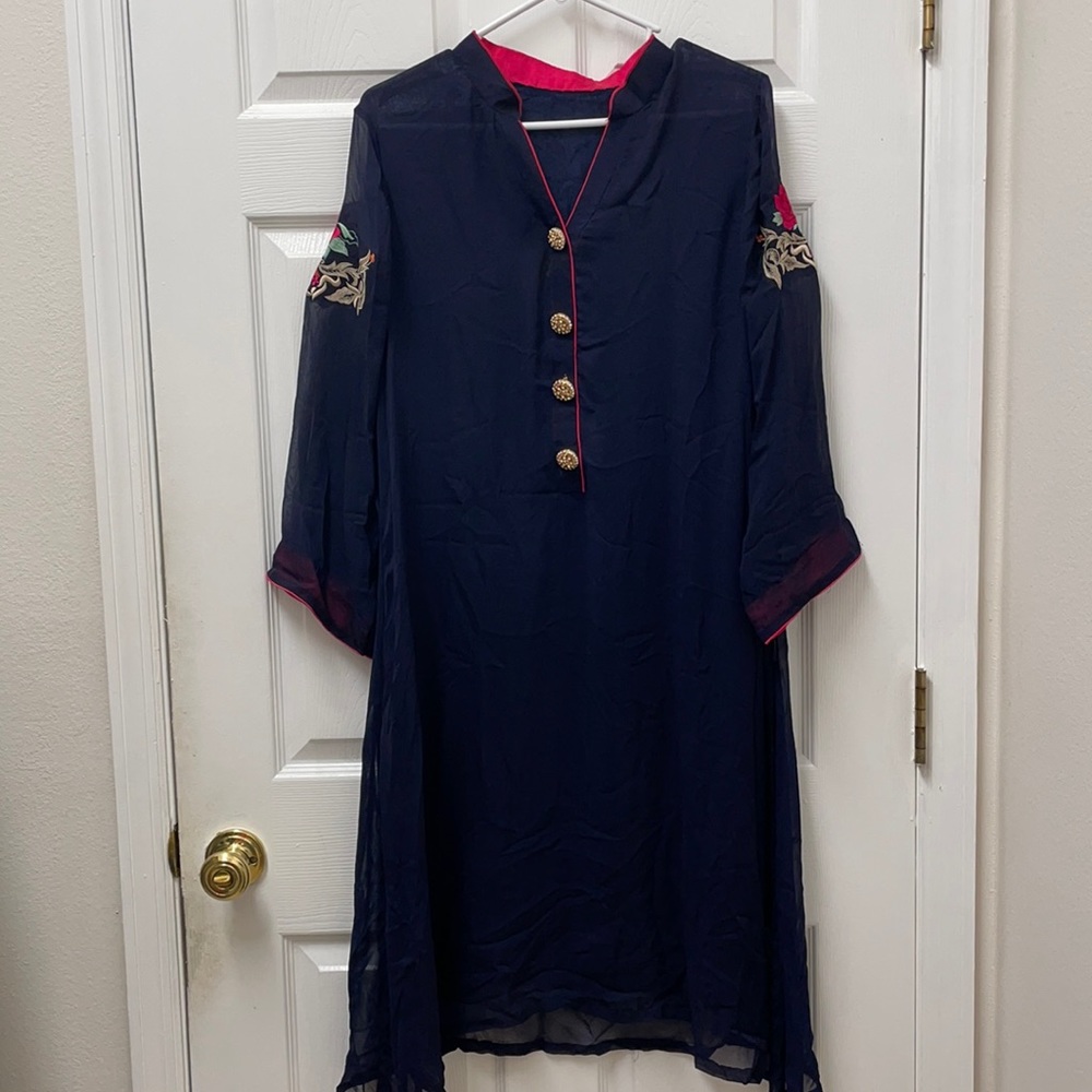 Navy Blue Pakistani Kurta w/ pink detail